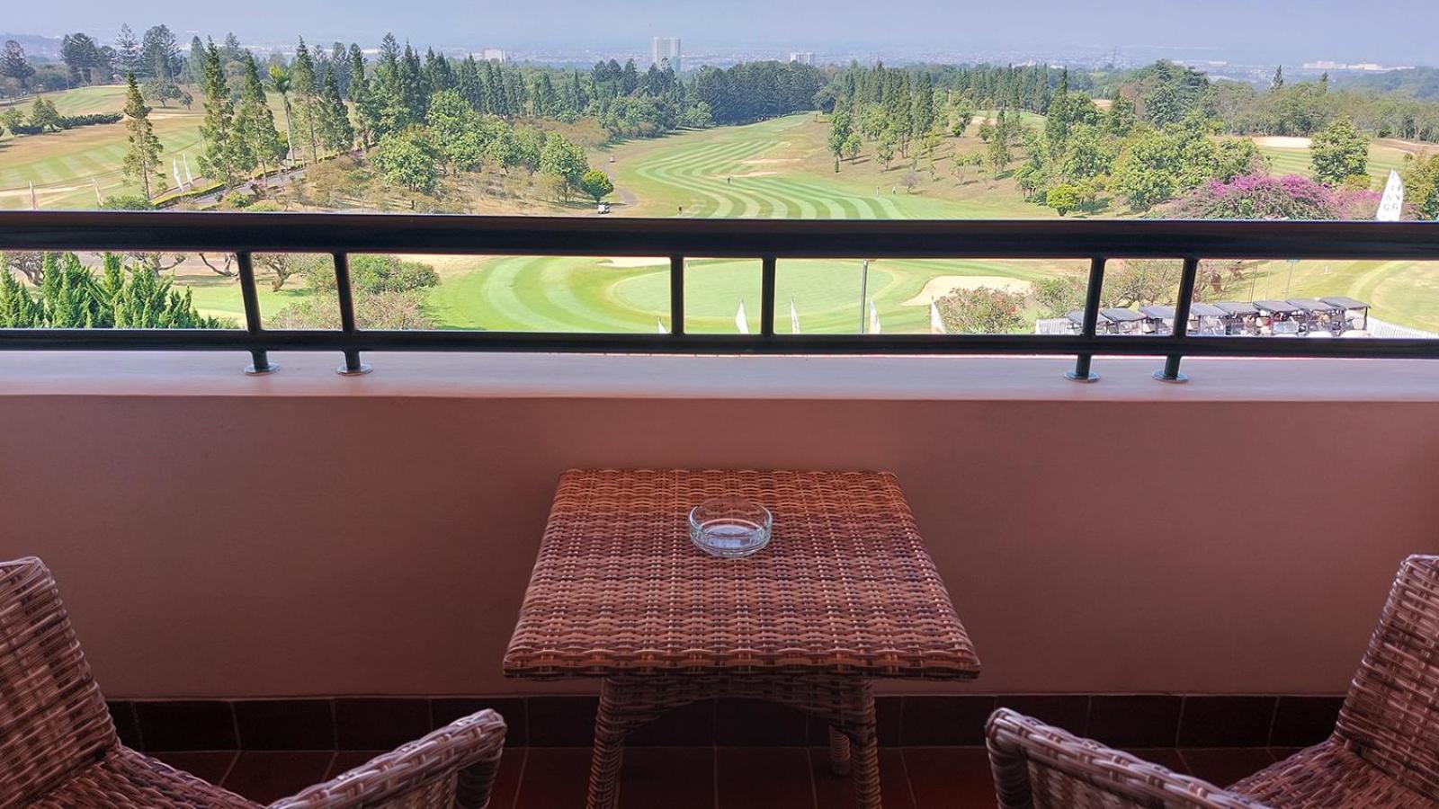 Jatinangor National Golf & Resort Exteriör bild