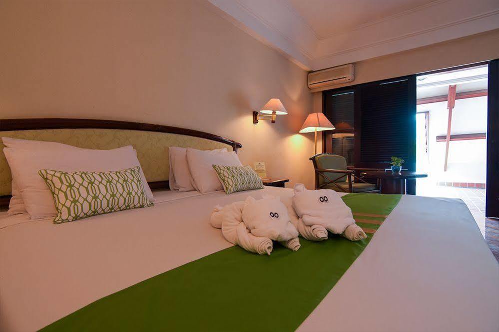 Jatinangor National Golf & Resort Exteriör bild